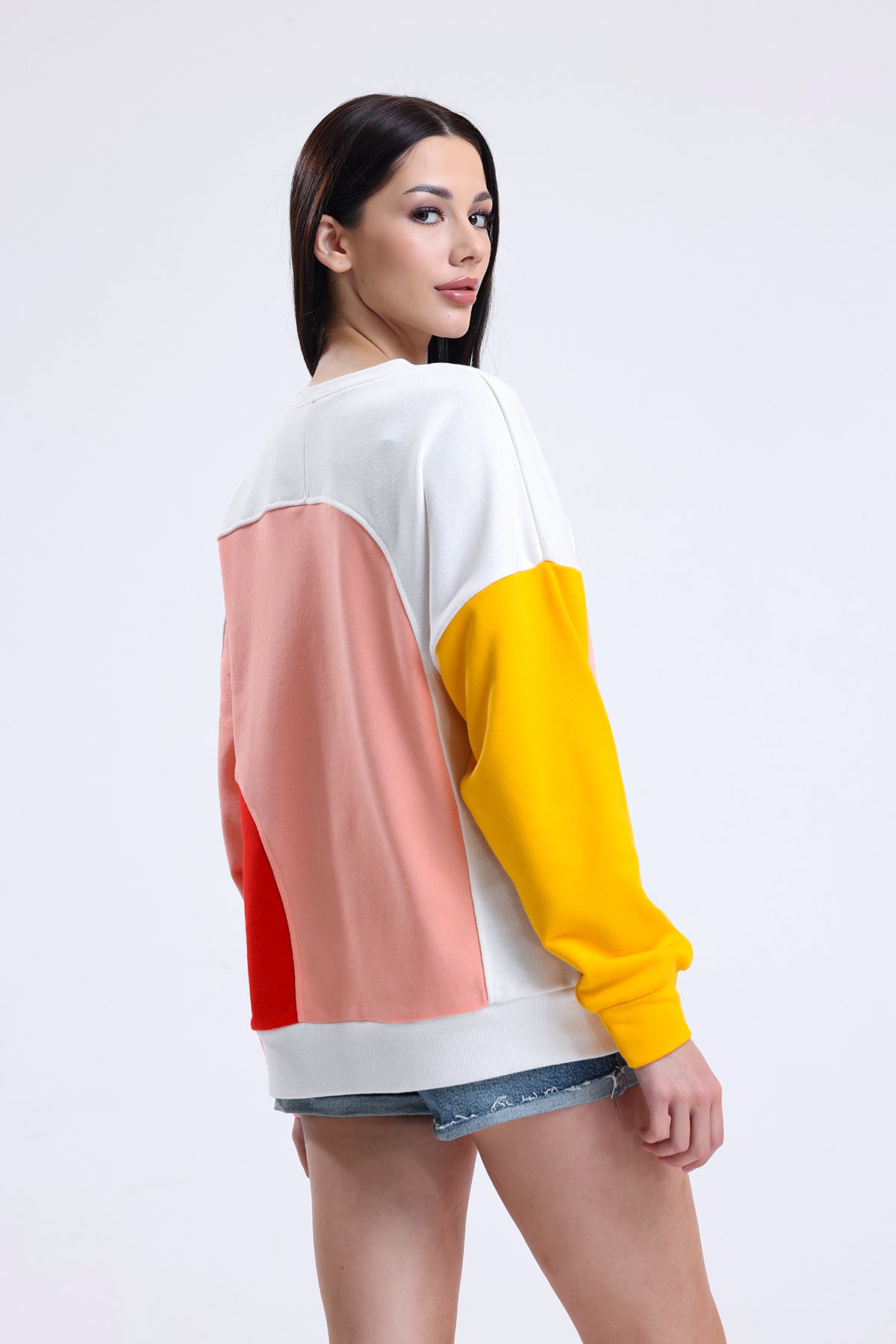 Ekru Parçalı Bisiklet Yaka Sweatshirt