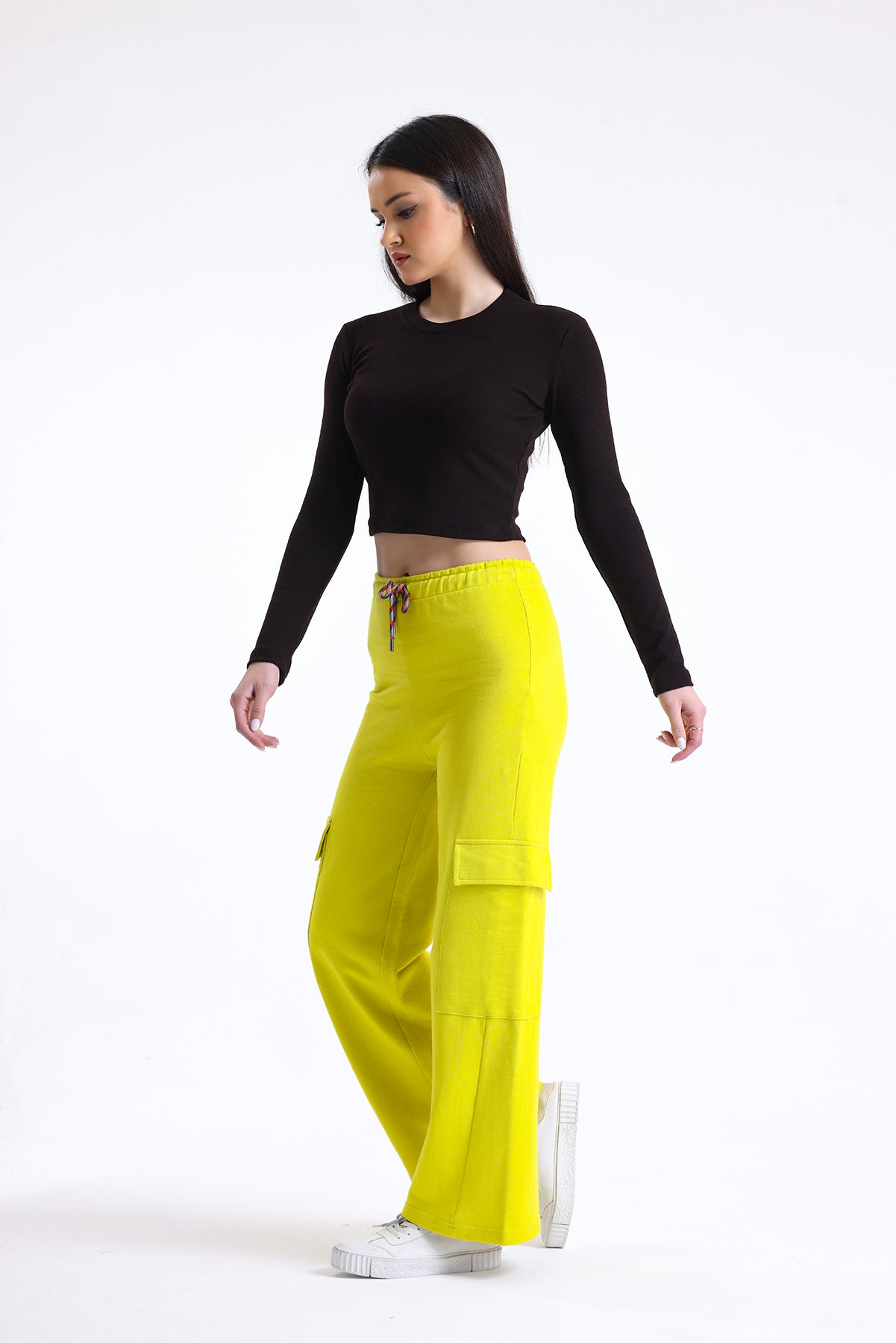 Limon Sarısı Yüksek Bel Yandan Cepli Geniş Paça Pamuklu Eşofman Altı