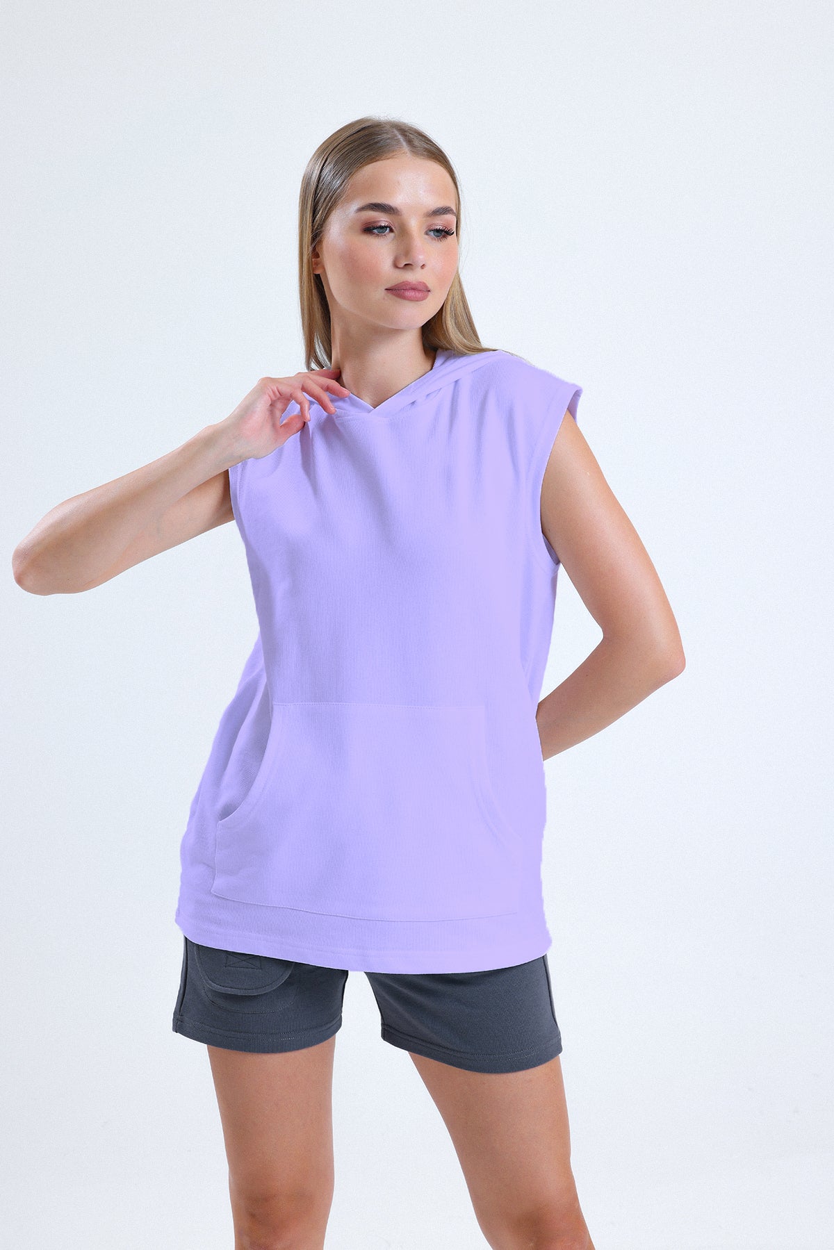 Lila Kolsuz Kapüşonlu Sporcu Atlet Tişört