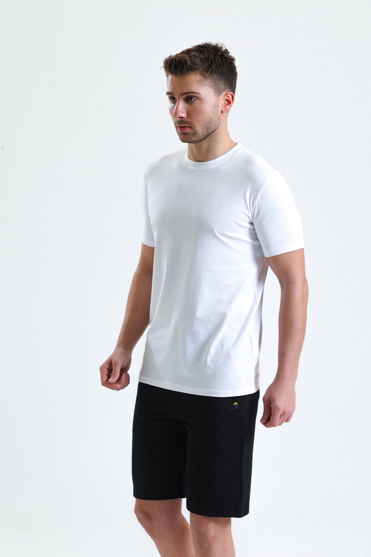 Beyaz Bisiklet Yaka Basic Penye Süprem Örme Tişört