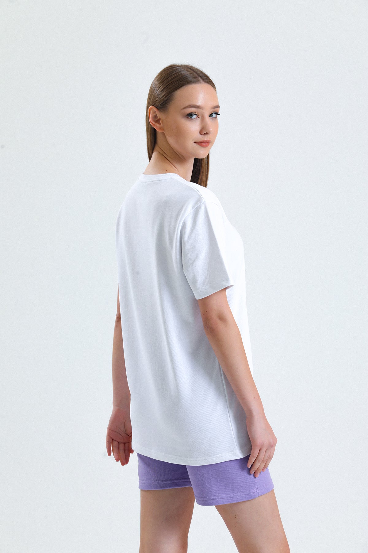 Beyaz Bisiklet Yaka Kısa Kollu 2 İplik Tişört