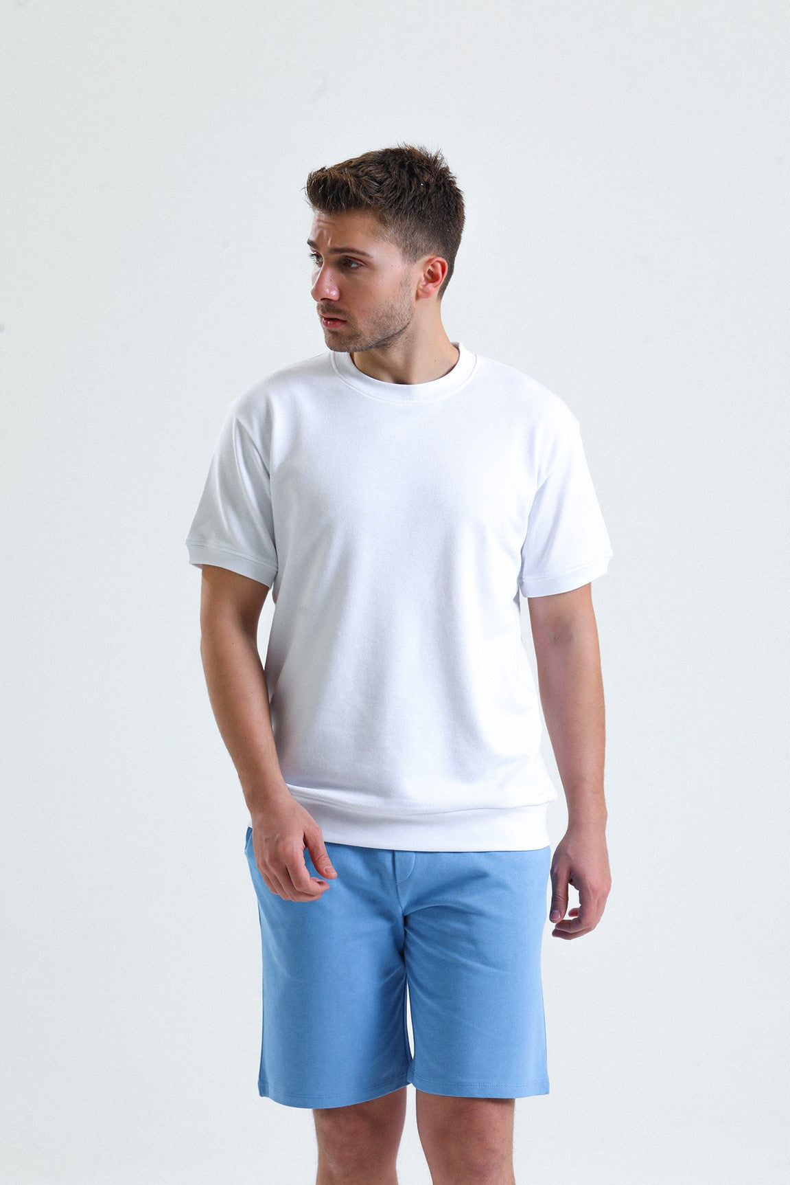 Beyaz Kısa Kollu Bisiklet Yaka %100 Pamuklu 2 İplik Tişört