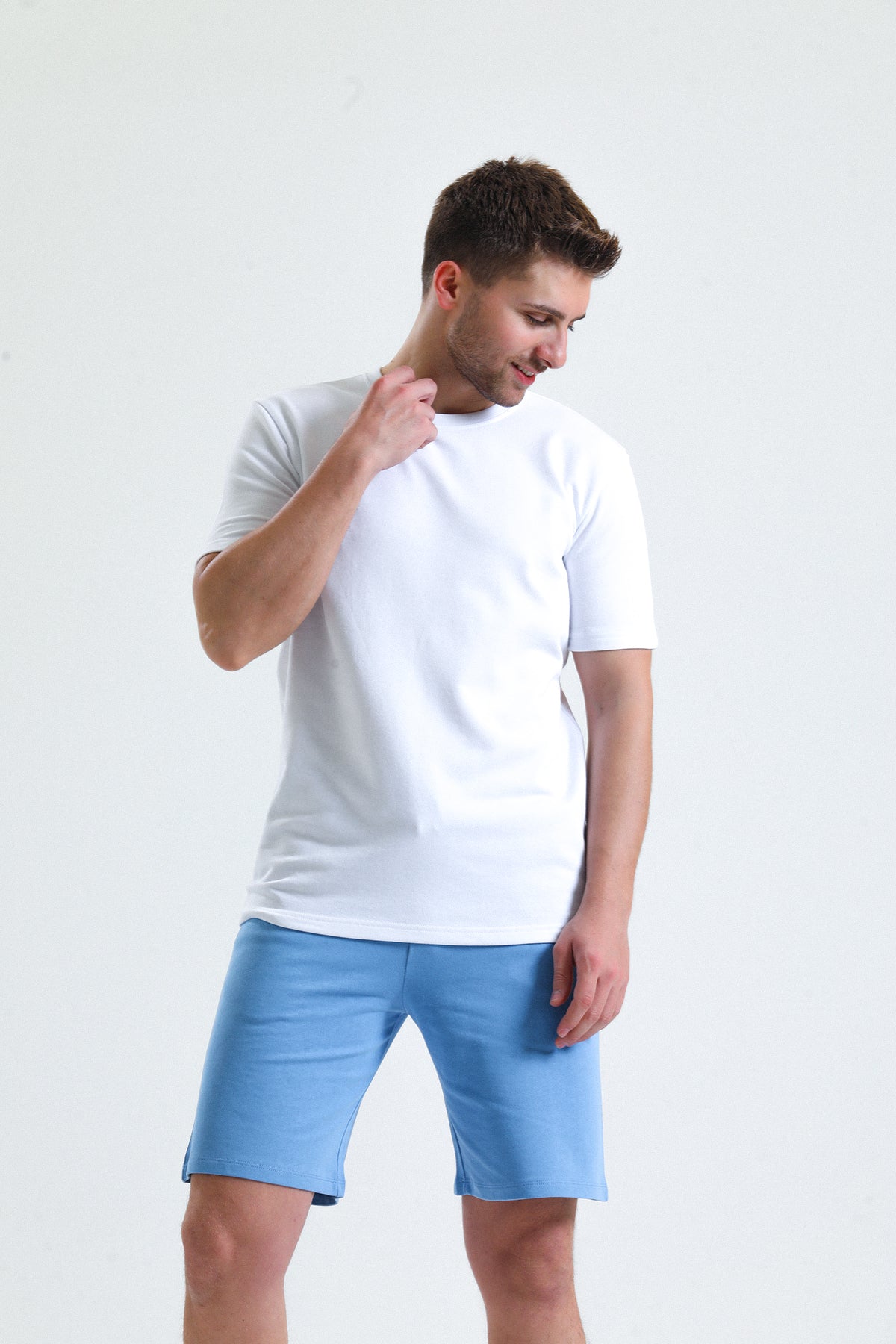 Beyaz Bisiklet Yaka Kısa Kollu 2 İplik Tişört