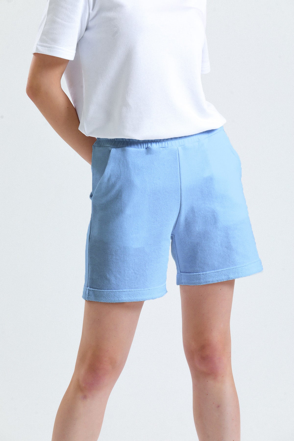 Mavi Paça Detaylı Cepli Yüksek Bel Kısa Sweat Şort