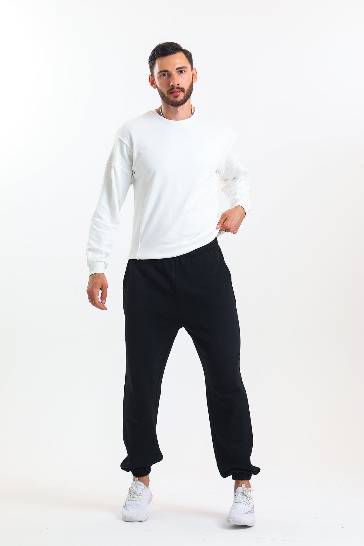 Siyah Yüksek Bel Lastikli Pamuklu Jogger Eşofman Altı