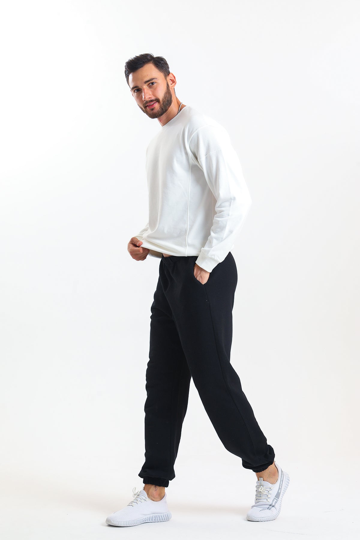 Siyah Yüksek Bel Lastikli Pamuklu Jogger Eşofman Altı