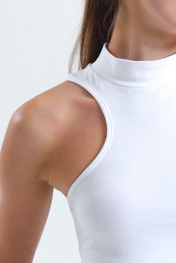 Beyaz Dik Yaka Kol Detaylı Pamuklu Crop Atlet