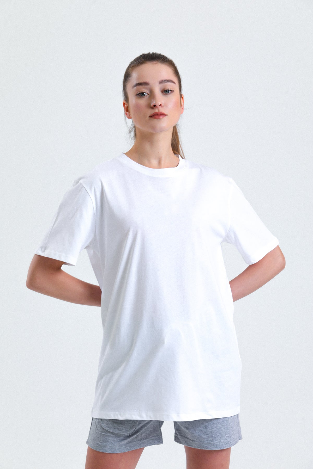 Beyaz Bisiklet Yaka Basic Penye Süprem Örme Tişört