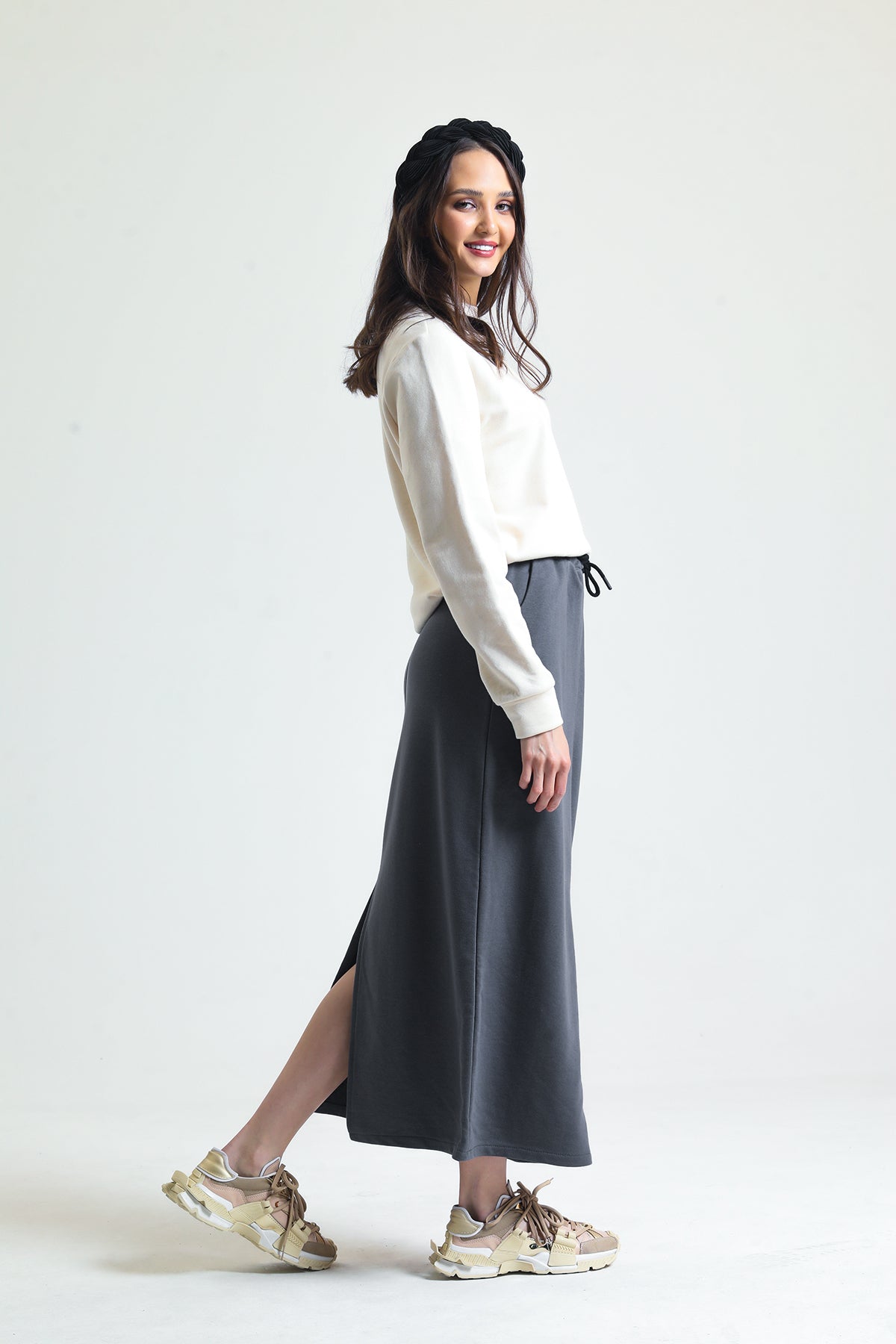 Antrasit Pamuklu Yırtmaçlı Midi Etek