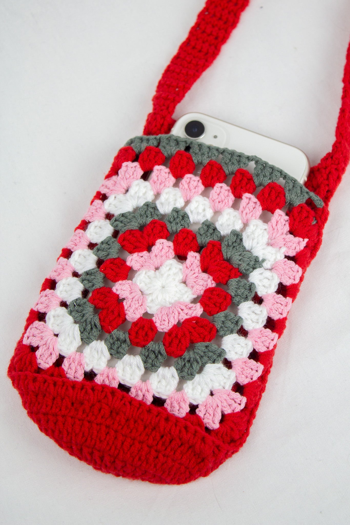 Kırmızı Örgü Tığ İşi Çanta