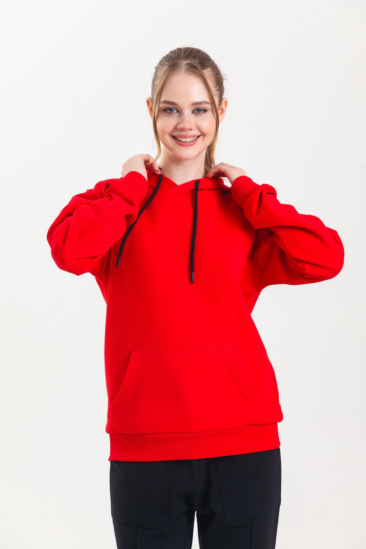Kırmızı Kapüşonlu Kanguru Cepli Basic Kapüşonlu Sweatshirt