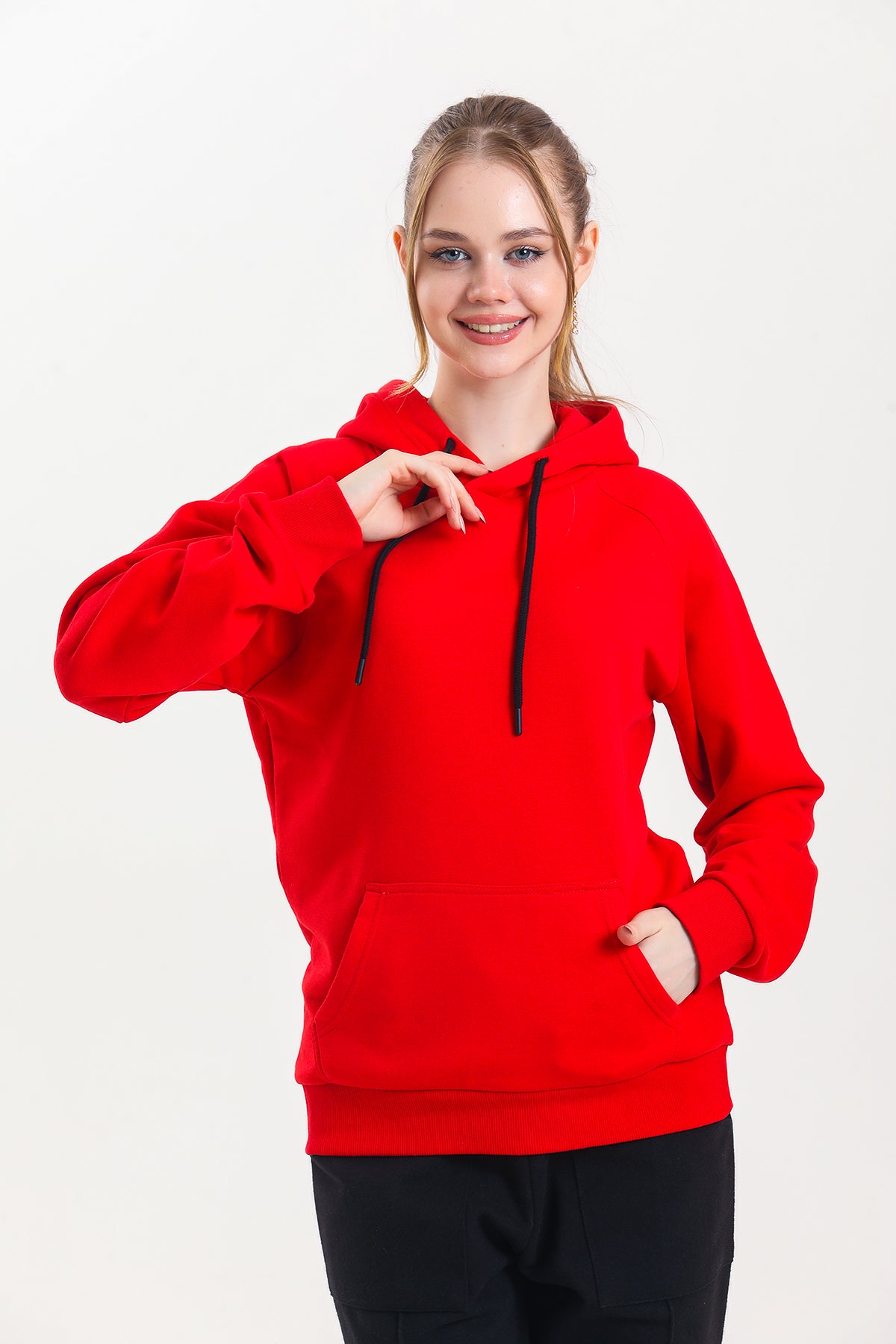 Kırmızı Kapüşonlu Kanguru Cepli Basic Kapüşonlu Sweatshirt