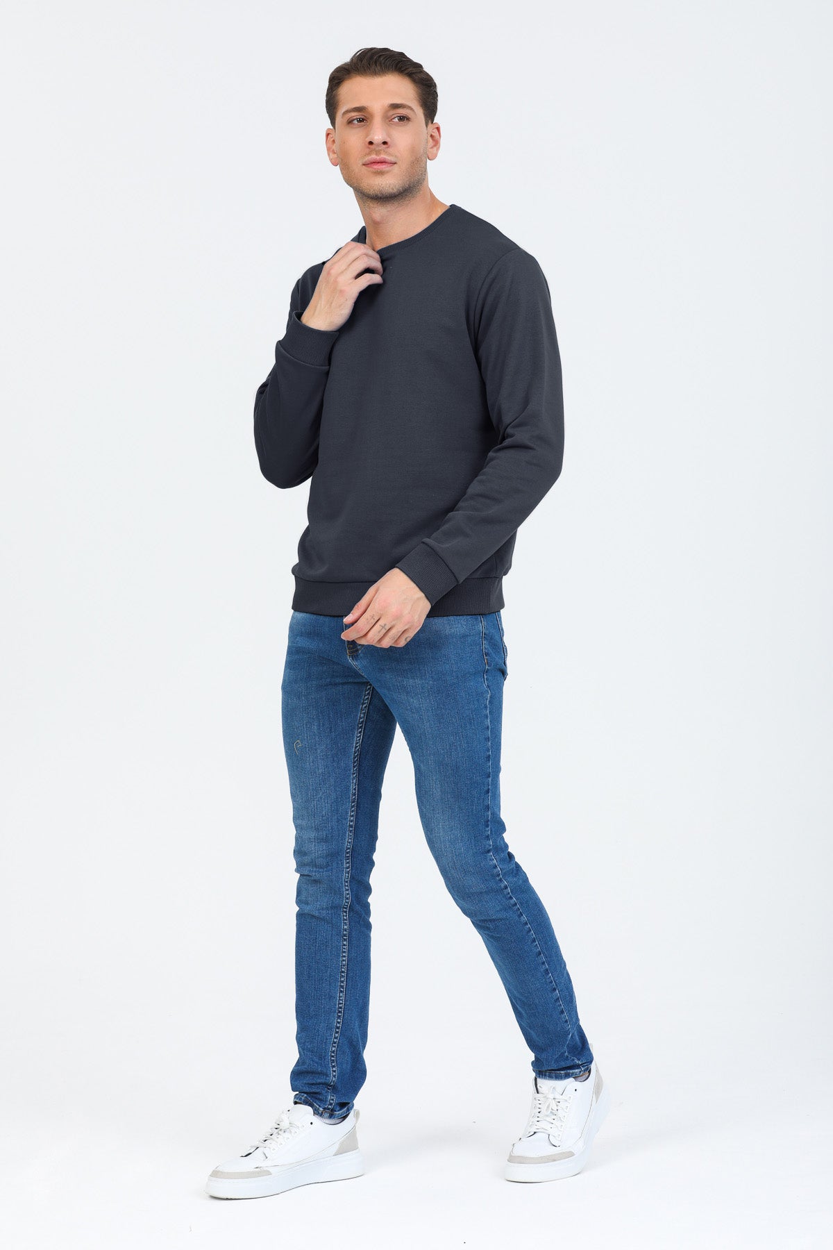 Antrasit Kapüşonsuz Bisiklet Yaka Basic Sweatshirt